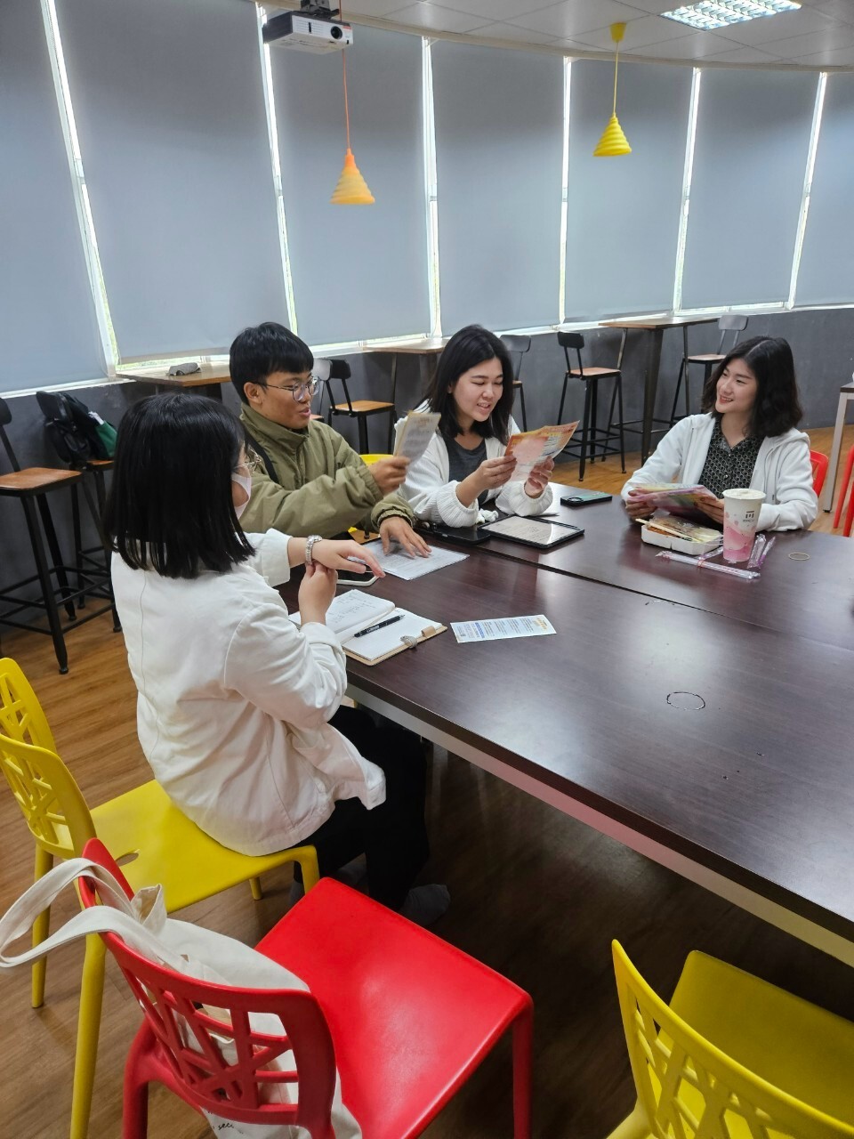 高雄市衛生局分享社區青少年活動