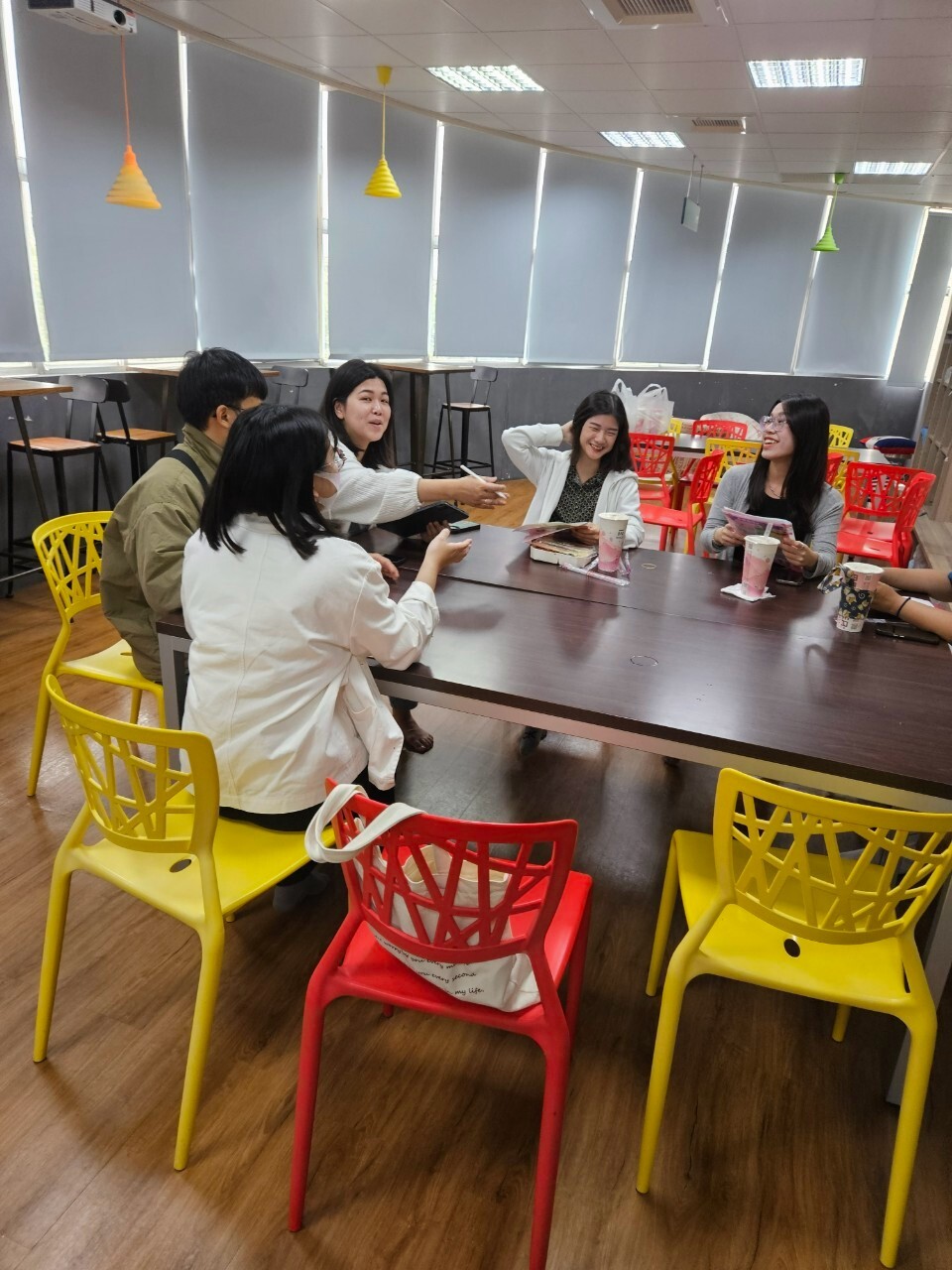 高雄市衛生局分享社區青少年活動